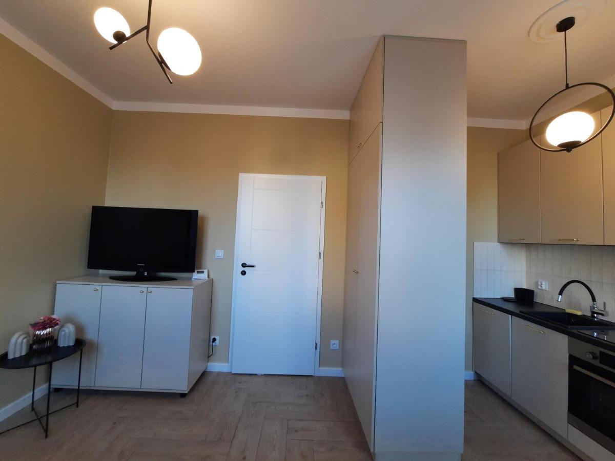 Kawalerka Hallera Apartment